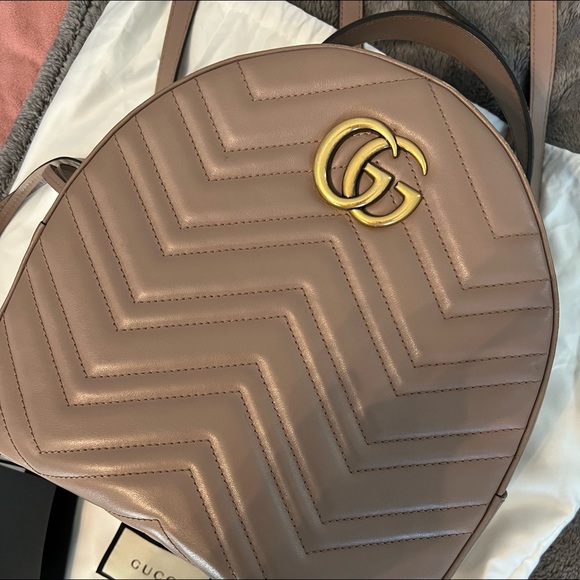 Gucci marmont backpack - Picture 3 of 9